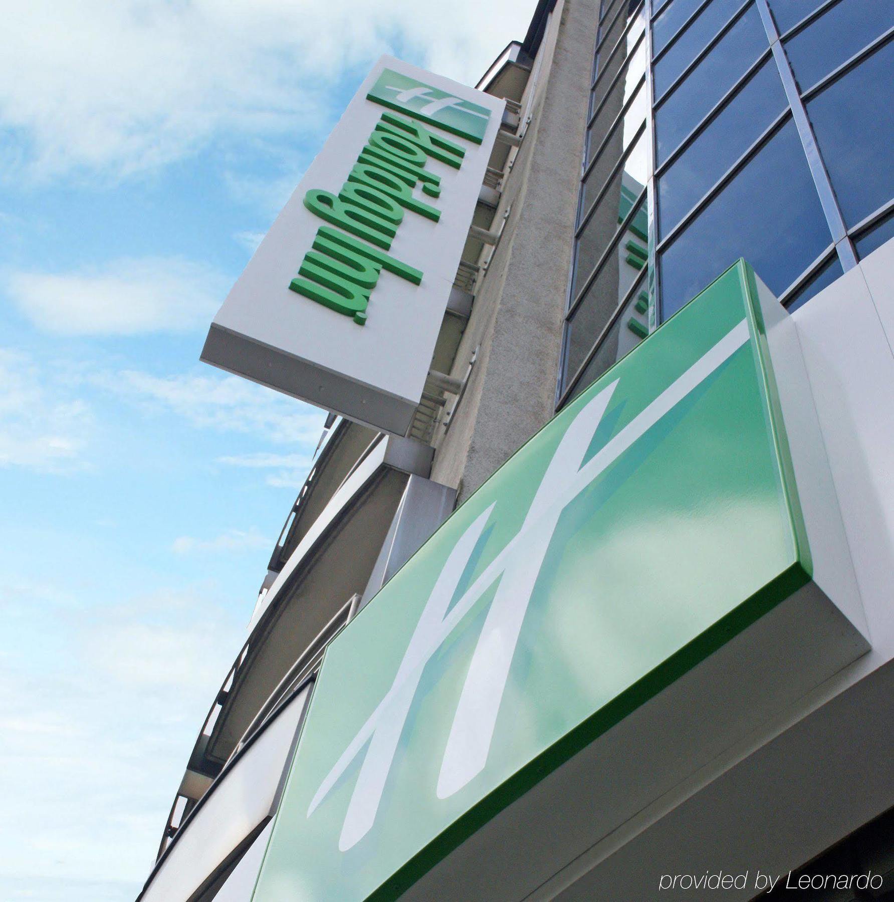 Holiday Inn Berlin City Center East Prenzlauer Berg By Ihg Bagian luar foto