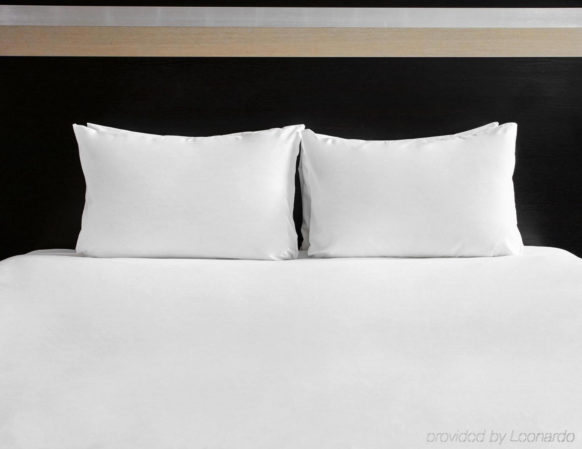 Holiday Inn Berlin City Center East Prenzlauer Berg By Ihg Bagian luar foto